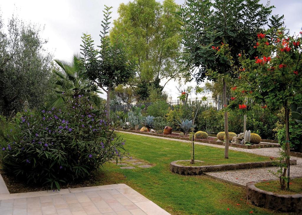 Hotel Il Giardino del Tè à Barletta Extérieur photo