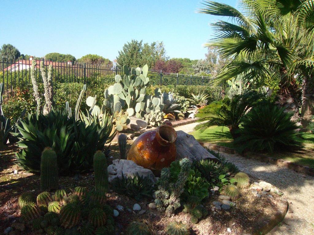 Hotel Il Giardino del Tè à Barletta Extérieur photo